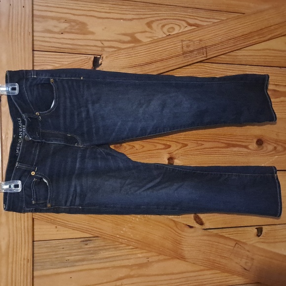 American Eagle Outfitters Denim - American Eagle Outfitters Artist Crop womens jean capris size 10.